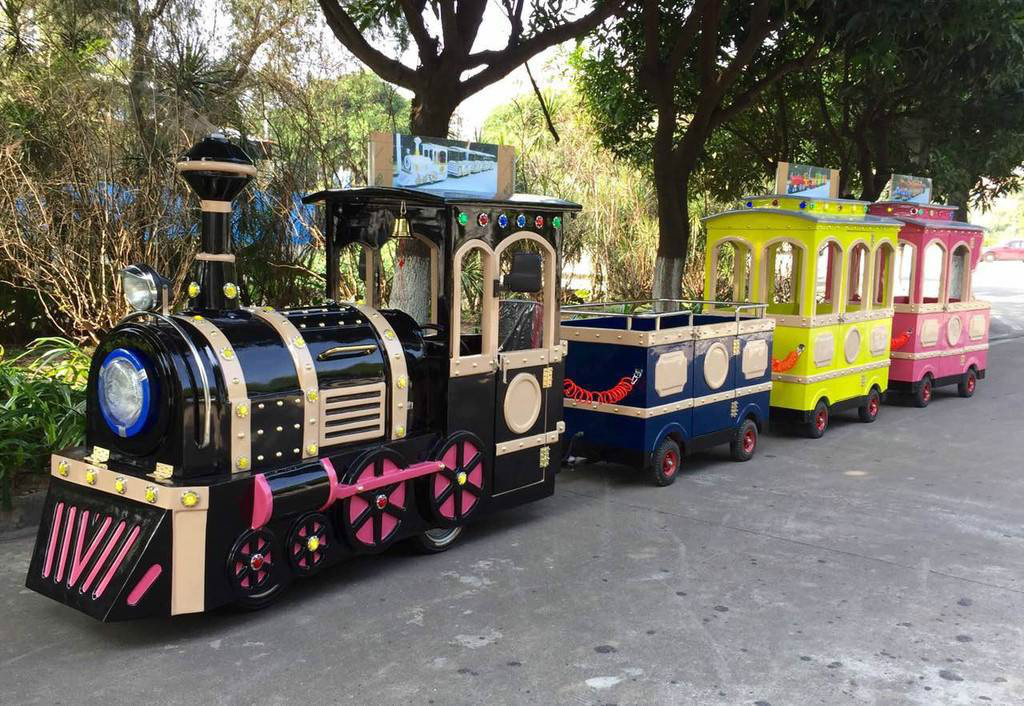 华亭景区广商场无轨观光小火车电动儿童游乐设备小火车可坐人户外玩具